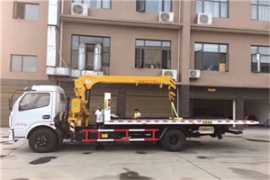 桥东附近汽车轮胎更换